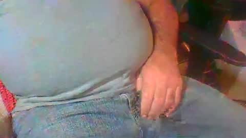 Snapshot of uncutmike7x5 chatting on 03/01/25, 09:04 uncutmike7x5 online show from 03/01/25, 09:04