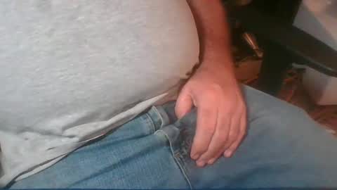 Snapshot of uncutmike7x5 chatting on 03/12/25, 08:41 uncutmike7x5 online show from 03/12/25, 08:41