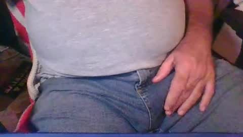 Snapshot of uncutmike7x5 chatting on 09/12/25, 12:05 uncutmike7x5 online show from 09/12/25, 12:05