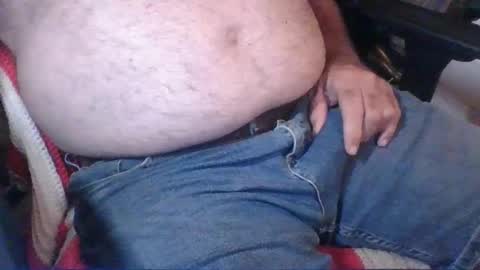 Snapshot of uncutmike7x5 chatting on 09/21/25, 12:07 uncutmike7x5 online show from 09/21/25, 12:07