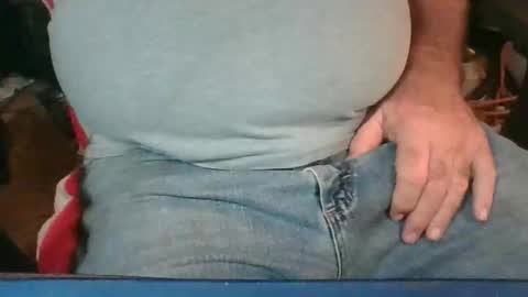 Snapshot of uncutmike7x5 chatting on 10/30/25, 05:24 uncutmike7x5 online show from 10/30/25, 05:24