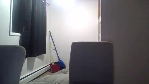 Snapshot of uncutstud18 chatting on 11/30/25, 09:24 UncutStud online show from 11/30/25, 09:24