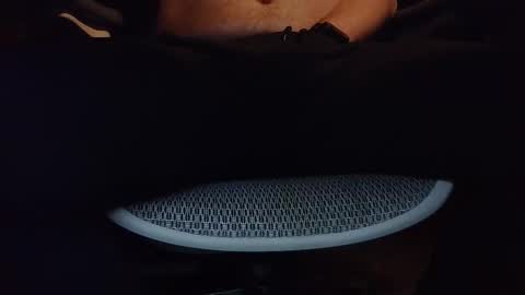 Under the desk online show from 12/15/25, 09:52