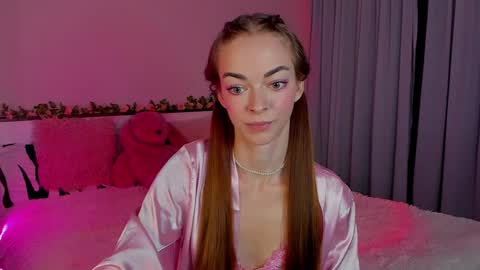 Under The Skin online show from 12/08/24, 02:41