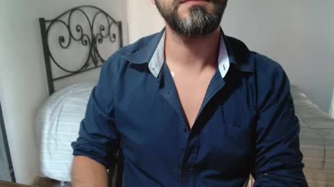 Giov online show from 05/18/26, 05:08