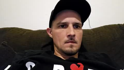 undercovrrboss88 online show from 01/12/25, 06:49