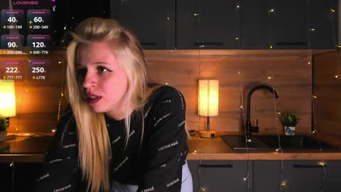 Im online every day 1700 GMT-4 online show from 02/07/25, 10:20