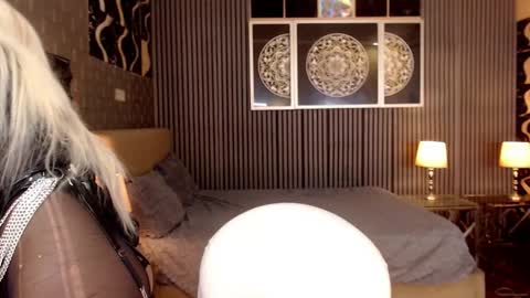 BRIANNA online show from 04/11/26, 07:07