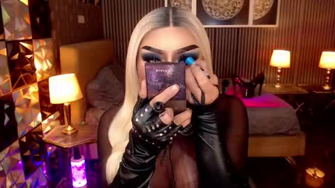 BRIANNA online show from 04/19/26, 01:21