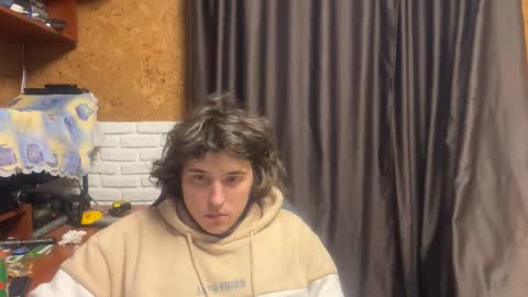 Anri online show from 12/16/25, 10:59