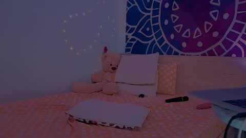 Alice online show from 12/17/25, 05:08