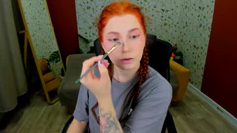 Call me Mira  thumbs up its make me happy online show from 02/18/26, 08:49