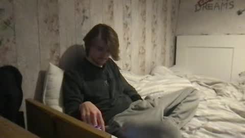 Unknown online show from 12/03/24, 10:18