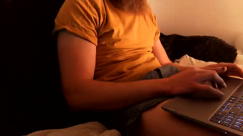 Snapshot of unknownbeard89 chatting on 03/09/25, 11:47 unknownbeard89 online show from 03/09/25, 11:47