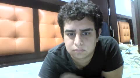 Snapshot of unlimitedfantasy chatting on 12/18/24, 06:43 Thiago online show from 12/18/24, 06:43