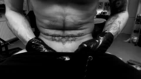 unlitimnaughty_ online show from 01/23/25, 10:32