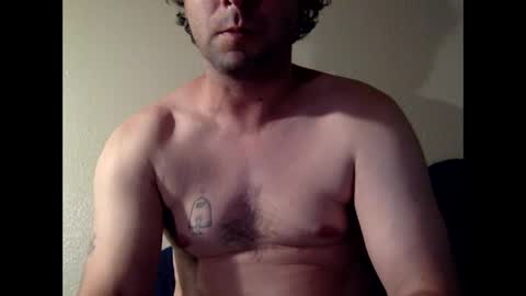 Snapshot of unluckyheroin187 chatting on 09/15/25, 09:20 sexy leonardo online show from 09/15/25, 09:20