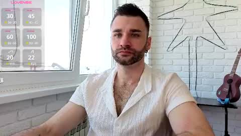 Snapshot of unnknow2024 chatting on 06/11/26, 11:19 SlavaVibes online show from 06/11/26, 11:19