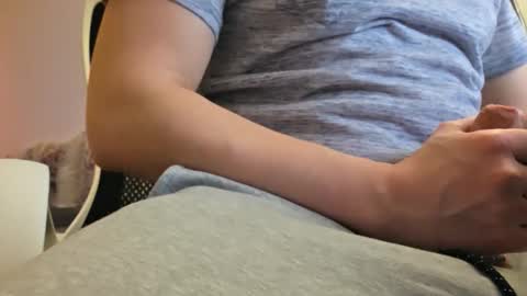 Snapshot of unstoppablefun chatting on 12/17/25, 10:38 unstoppablefun online show from 12/17/25, 10:38