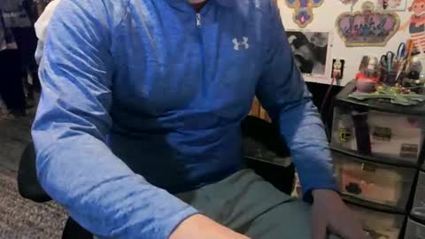 untouchableace84 online show from 03/03/25, 11:35