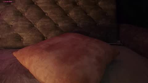 new INSTA   online show from 10/12/25, 06:12