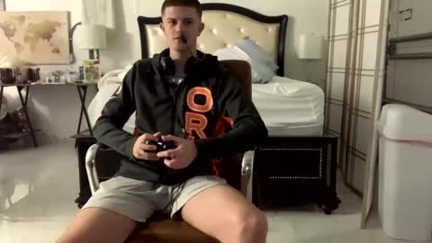 Snapshot of unverifiedbwc chatting on 02/10/25, 08:00 Stepbro online show from 02/10/25, 08:00