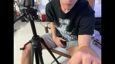 Snapshot of unverifiedbwc chatting on 02/27/25, 01:17 Stepbro online show from 02/27/25, 01:17