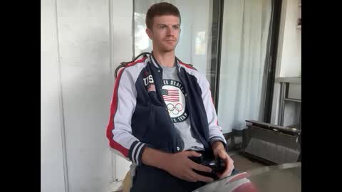 Snapshot of unverifiedbwc chatting on 03/04/25, 01:38 Stepbro online show from 03/04/25, 01:38