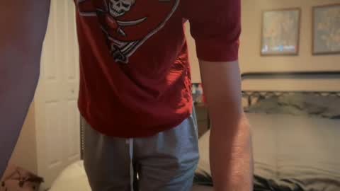 Snapshot of unverifiedbwc chatting on 09/28/25, 11:48 Stepbro online show from 09/28/25, 11:48