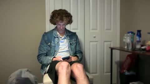 Snapshot of unverifiedbwc chatting on 10/22/25, 11:37 Stepbro online show from 10/22/25, 11:37