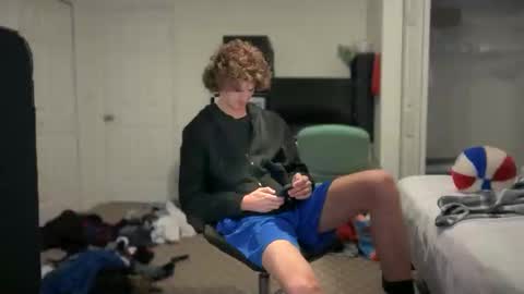 Snapshot of unverifiedbwc chatting on 11/08/25, 10:19 Stepbro online show from 11/08/25, 10:19