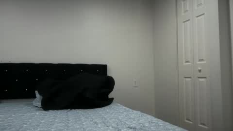 Snapshot of unverifiedbwc chatting on 11/23/25, 10:48 Stepbro online show from 11/23/25, 10:48