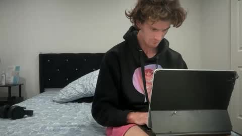 Snapshot of unverifiedbwc chatting on 11/23/25, 10:53 Stepbro online show from 11/23/25, 10:53