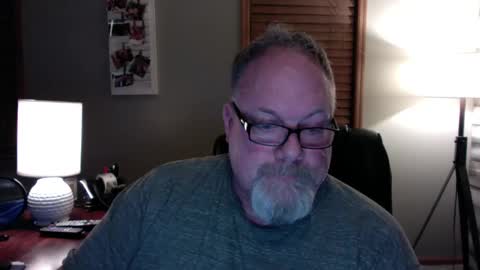 Snapshot of up2later chatting on 02/17/25, 03:47 up2later online show from 02/17/25, 03:47
