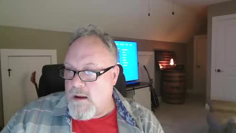 Snapshot of up2later chatting on 01/15/26, 04:28 up2later online show from 01/15/26, 04:28
