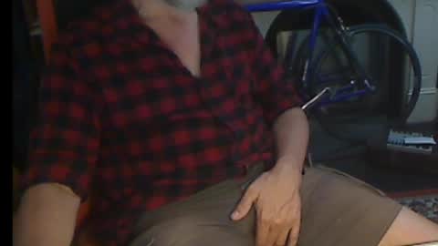 Freddie online show from 03/03/25, 06:59