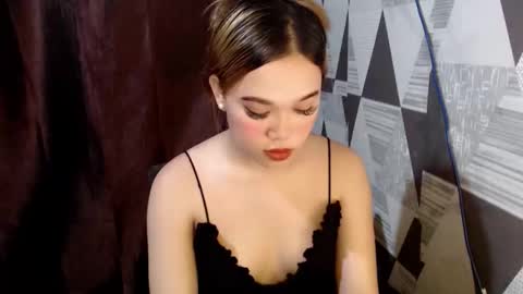 Snapshot of ur_anarosesexdoll chatting on 11/23/25, 09:58 anarose online show from 11/23/25, 09:58