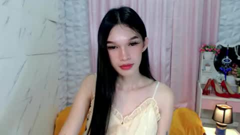 ur_asianbabexxx online show from 11/23/25, 02:28
