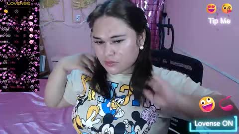 Snapshot of ur_baby_rebbecca chatting on 02/16/25, 12:21 SINGLE online show from 02/16/25, 12:21