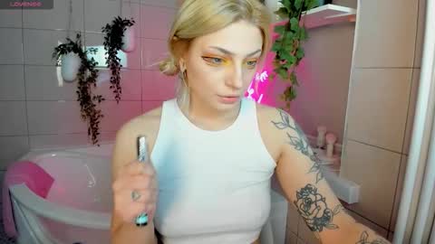 Cute Elf Girls online show from 01/15/26, 12:15