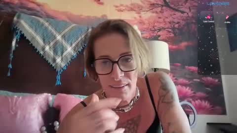 Snapshot of ur_daylee_dose chatting on 02/07/26, 10:35 Ur Daylee dose online show from 02/07/26, 10:35