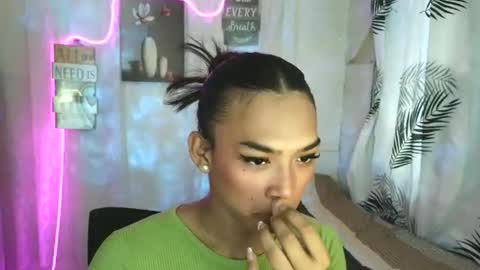 ur_dazzlingmorenaxx online show from 04/27/26, 02:53