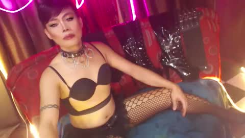 MISS ANNA online show from 02/08/26, 06:50