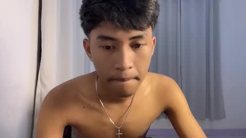 ur_fuckerbttm online show from 11/15/25, 09:28