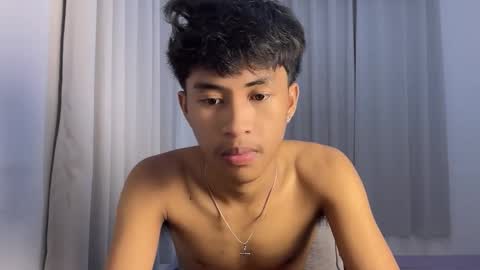 ur_fuckerbttm online show from 11/27/25, 12:29