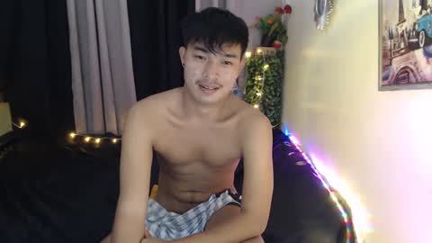 ur_hugechinito online show from 03/03/25, 04:36