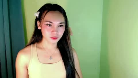 QUEENSY online show from 02/24/25, 06:36