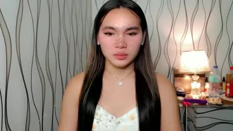 QUEENSY online show from 10/07/25, 04:15