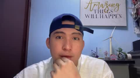 Snapshot of ur_jayqutee chatting on 12/17/25, 01:00 Ur jayqutee online show from 12/17/25, 01:00