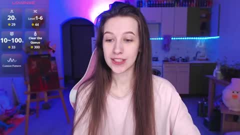 Snapshot of ur_kitty__ chatting on 05/08/26, 01:16 Lera online show from 05/08/26, 01:16